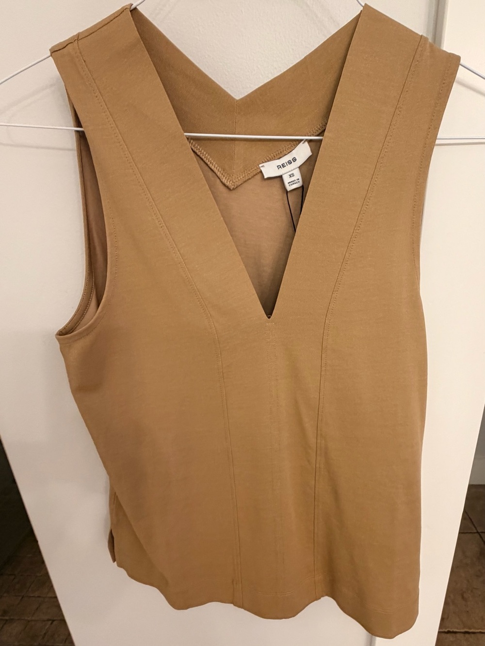 NWT Reiss V-Neck Sleeveless Tank Top in Camel